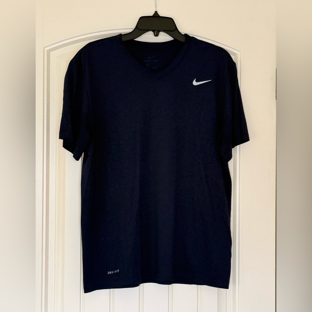 Nike Men's Navy Dri-FIT Tee (L)